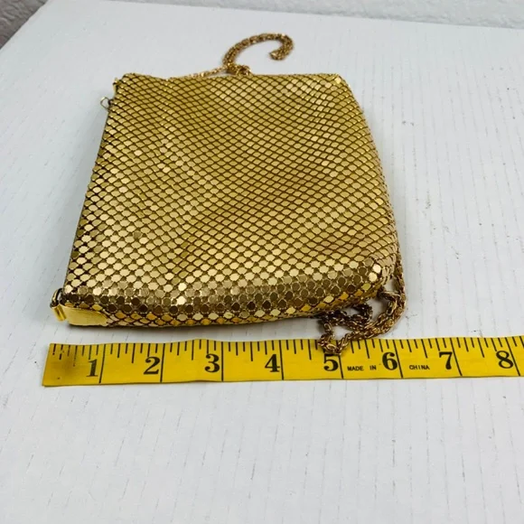 Vintage Gold Mesh Metallic Small Shoulder Bag Evening 70's 80's Disco Glam Prom - Picture 11 of 11